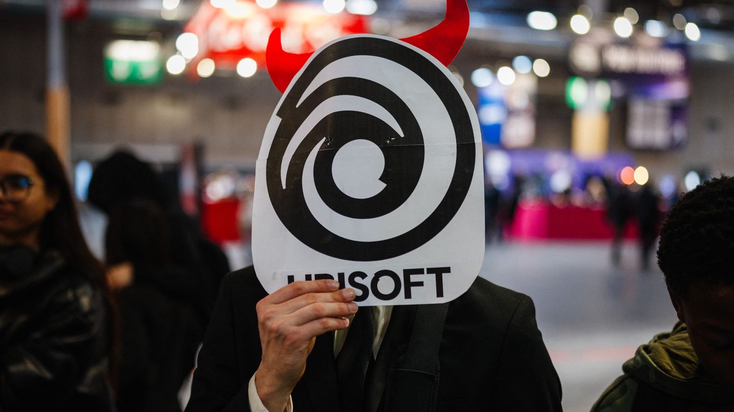 « Le chaos et la violence dans les open spaces d’Ubisoft : des victimes témoignent sous le regard impuissant de l’État français »