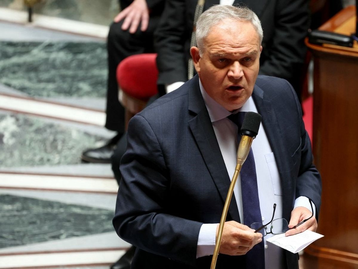 François-Noël Buffet prévoit une réforme controversée de la police municipale