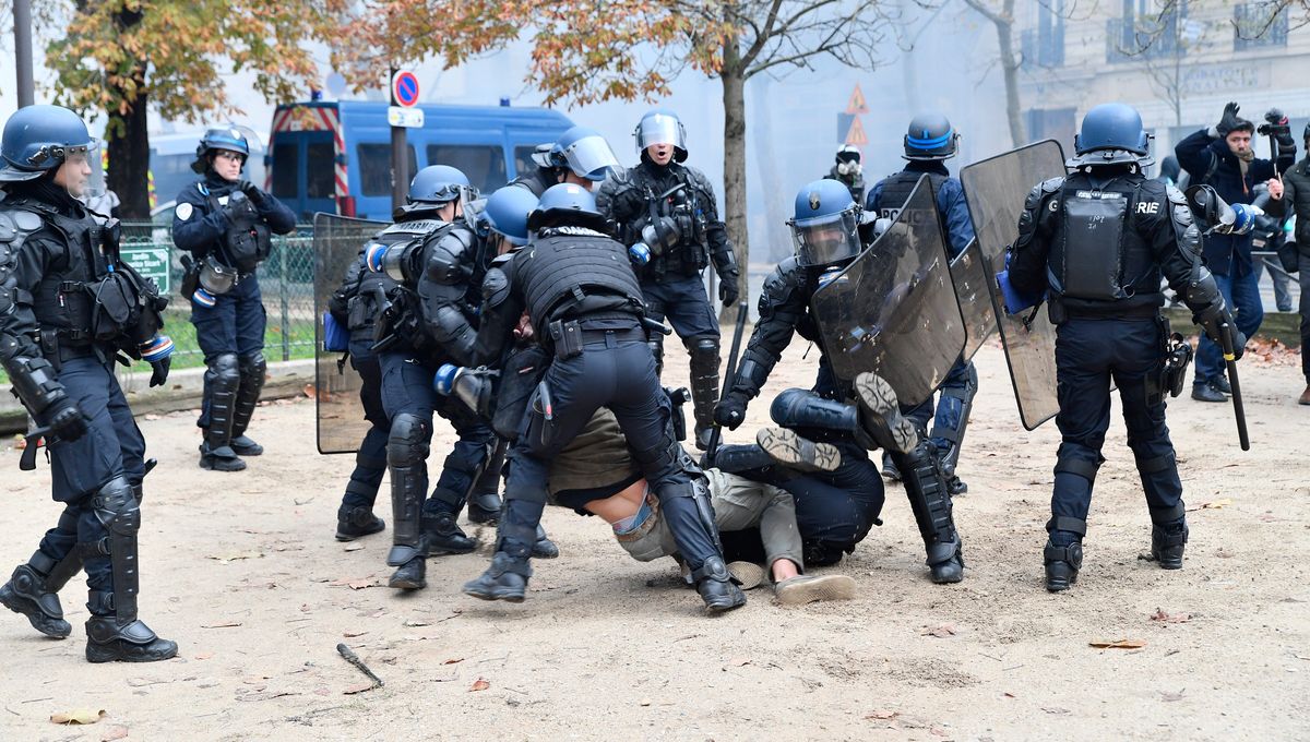 Un policier français condamné pour des violences brutales contre un jeune